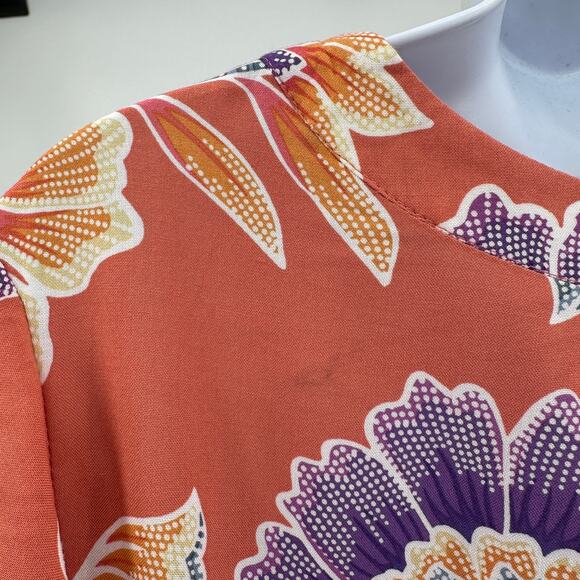 Rose & Thyme Floral Blouse WMNS M Orange Multi Flutter Sleeve V-Neck Lightweight - Picture 5 of 10